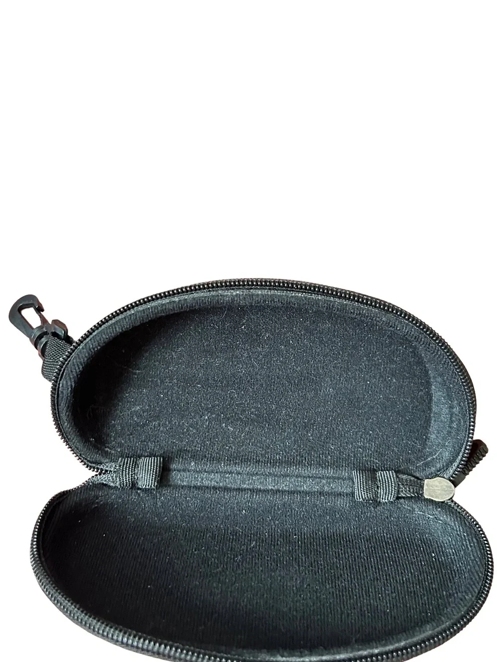 Bea·CooL Hard Shell Sunglasses Case in Black and Red